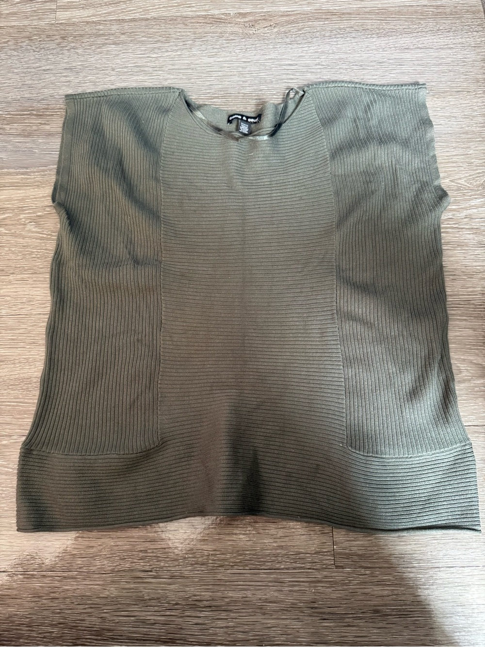 Cable & Gauge Olive Ribbed Knit Sleeveless Top